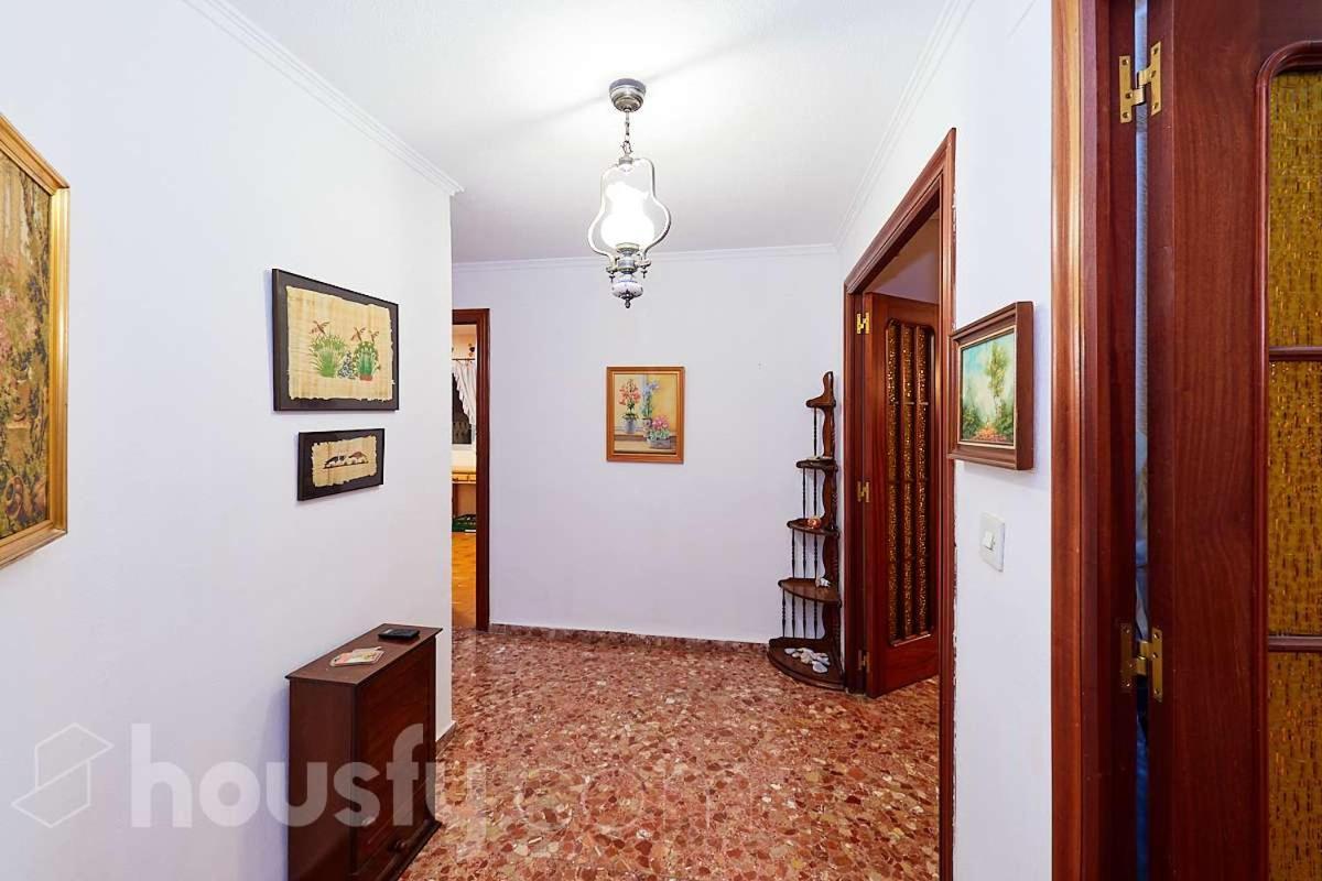 Classic Bedroom In The Center Of Alicante Exterior photo
