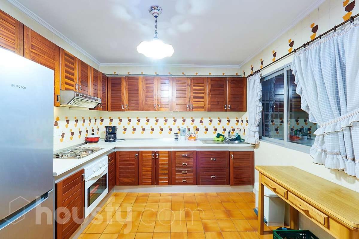 Classic Bedroom In The Center Of Alicante Exterior photo